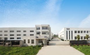 剛性鏈升降平臺(tái)的高效性能適用于自動(dòng)化生產(chǎn)線(xiàn)環(huán)境